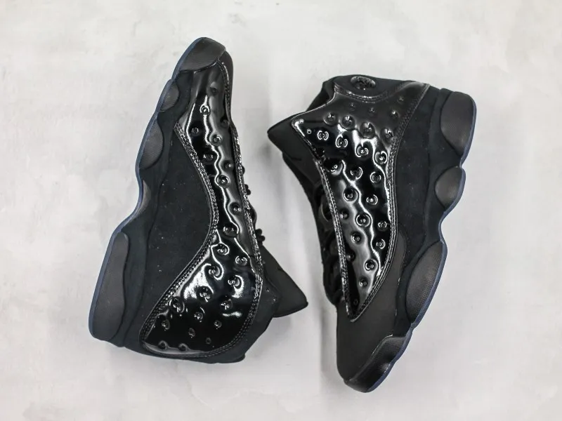 Nike Air Jordan 13 “Cap And Gown” Modelo 116H